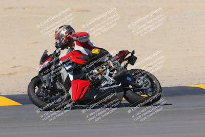 media/Oct-09-2022-SoCal Trackdays (Sun) [[95640aeeb6]]/Turns 9 and 10 (1050am)/